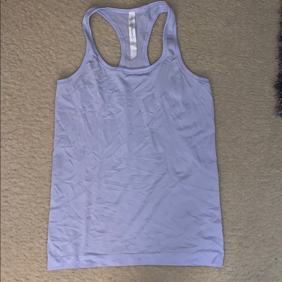 Lululemon athletic top - Picture 1 of 4